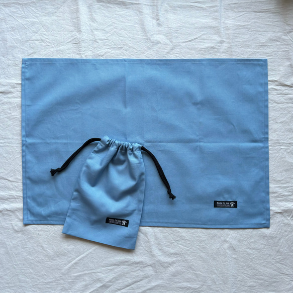 給食セット　ランチョンマット　ランチマット　40×60 くすみブルー　シンプル　無地　巾着袋 1枚目の画像