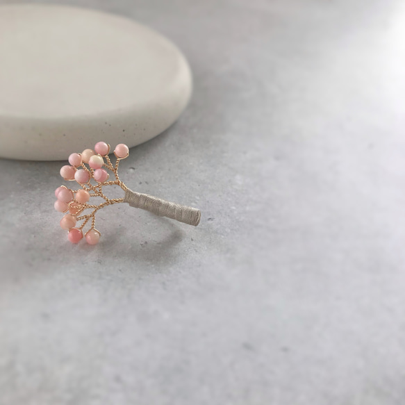creema限定　桜のミニブローチ / クイーンコンクシェル 母の日　ギフト 11枚目の画像
