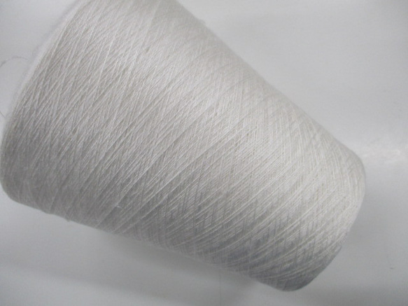 輸入糸　シルク・リネン　白460g t1 3枚目の画像