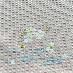 桜と観世水　刺繍ランチョンマット　２枚セット 2枚目の画像