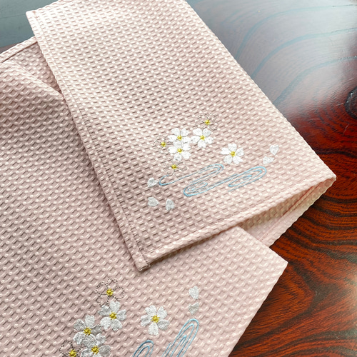 桜と観世水 刺繍ランチョンマット ２枚セット その他インテリア雑貨 Le