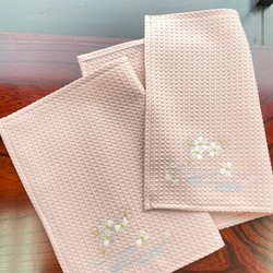 ☆フレチャンです☆　すずらんの刺繍　ハンドメイドのテーブルクロス オーダー承ります】愛らしいすずらん刺繍テーブルクロス お色9