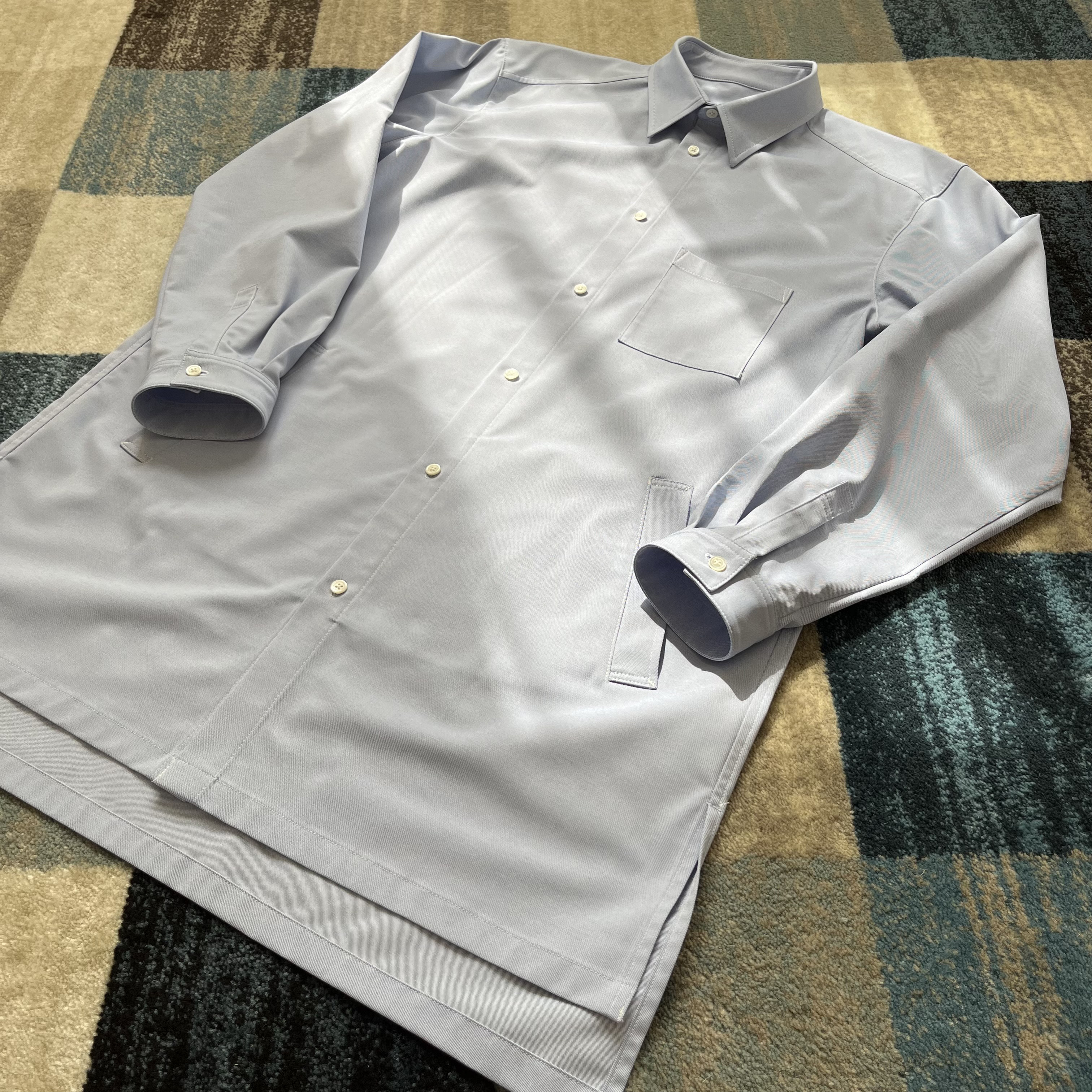 爽やかなスカイブルーシャツコート