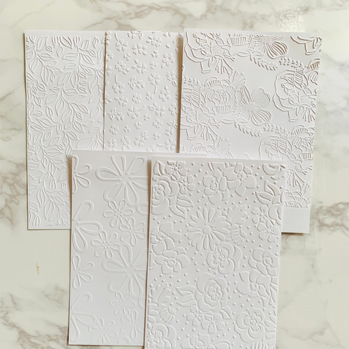 エンボスペーパー ハガキサイズ お花デザイン 10枚セット タグ・台紙