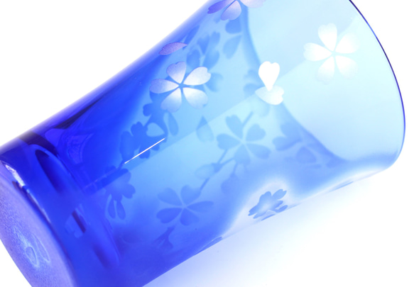 垂枝櫻花櫻花淺藍色淺藍色玻璃杯江戶玻璃櫻花 第2張的照片