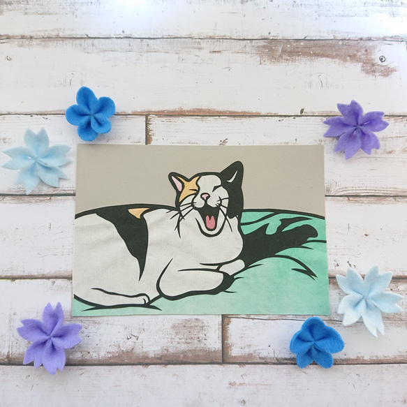 眠りへ誘う三毛猫のあくび【切り絵】 切り絵 ななぱん 通販 15575466