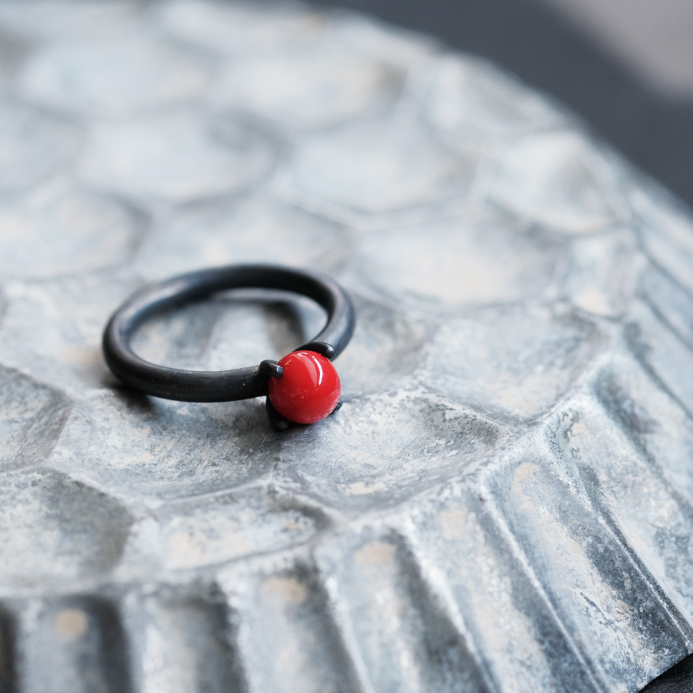 赤珊瑚 爪留め いぶし リング シルバー925