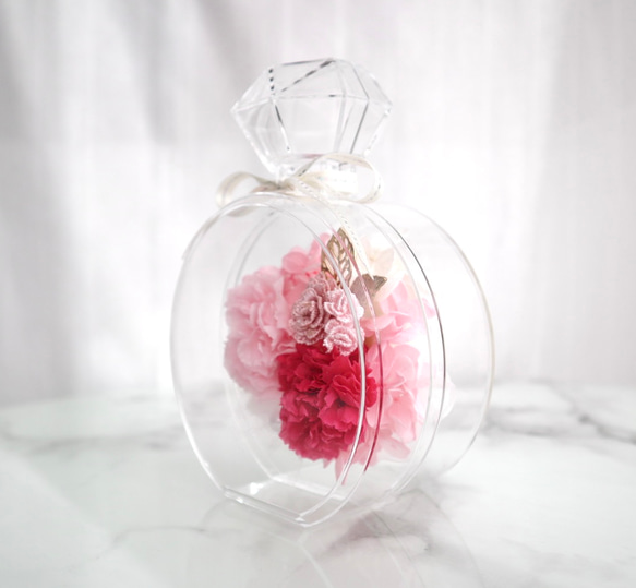 母の日フラワー2023 Creema限定 香水瓶のかわいいアレンジメント　プリザーブド　カーネーション　ピンク　ギフト 9枚目の画像