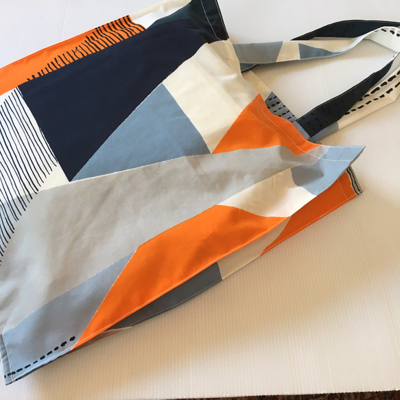 ☆重新上市 子包 環保包 單件 藍橙幾何圖案 第4張的照片