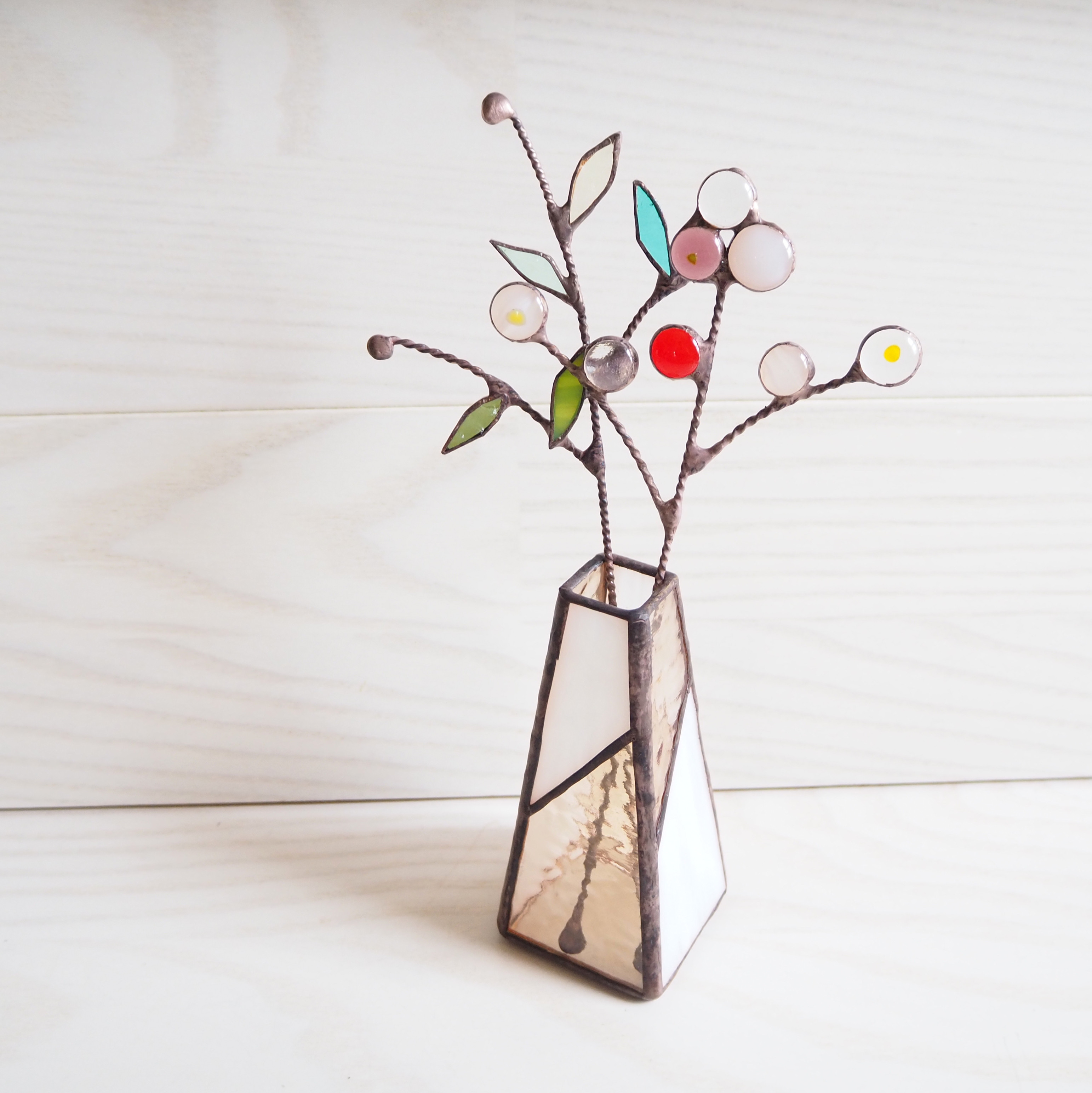 飾り物　ステンドグラス　花　花瓶 ステンドグラス 花の飾り（1点物） | puchgalalley-winwin