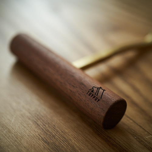 真鍮とウォールナット丸棒のランタンスタンド その他インテリア雑貨