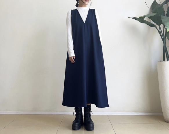 イノセントワールド ケミカルレース衿ジャンパースカート(ネイビー×生成)M スウェット素材 Aラインジャンパースカート（V襟Navy） ワンピース