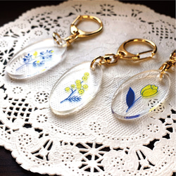 北欧風 花のアクリルキーホルダー キーホルダー MARUKO 通販