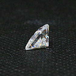 AG-L-152 人工宝石 ルース 素材 モアサナイト 約2.82ct 2枚目の画像
