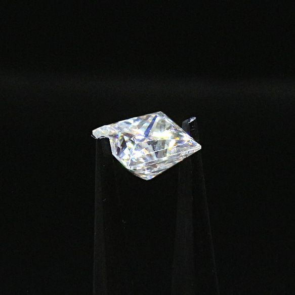 AG-L-154 人工宝石 ルース 素材 モアサナイト 約2.85ct 3枚目の画像