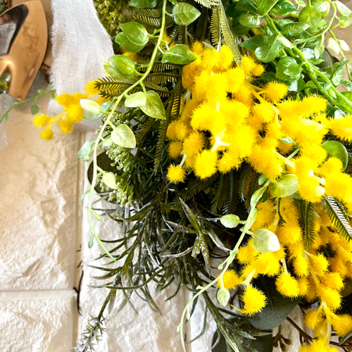 ミモザのスワッグ 玄関 ギフト 壁掛け インテリア雑貨 プレゼント