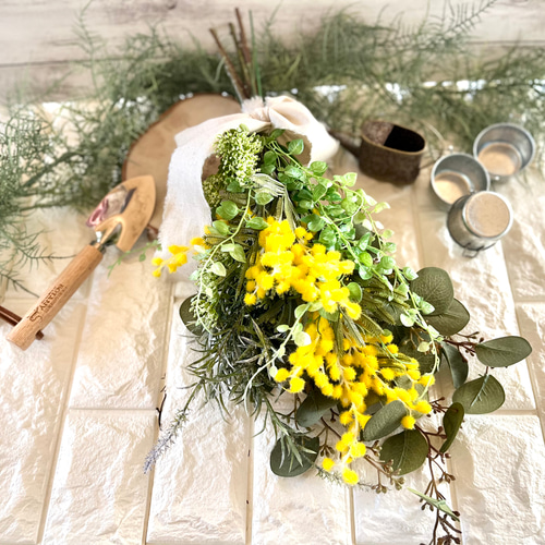 ミモザのスワッグ 玄関 ギフト 壁掛け インテリア雑貨