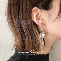 オーバルチャンキーフープ〈silver〉-Pearl＆shell- ピアス/イヤリング 2枚目の画像