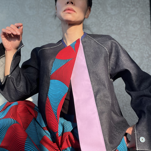 再再販！岡山デニム X アフリカ布 ゆったり設計の秋のトップス 2枚目の画像