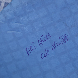 【 Creema限定sale！！ 】イタリアン産キッドスエード ：パール系 フィルム＆型押し加工（水色）：28DS 3枚目の画像