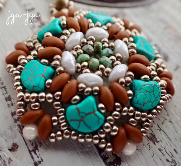 beads necklace - turquoise Mat brown ＊ small 2枚目の画像