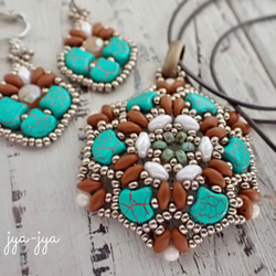 beads earrings - turquoise Mat brown 2枚目の画像