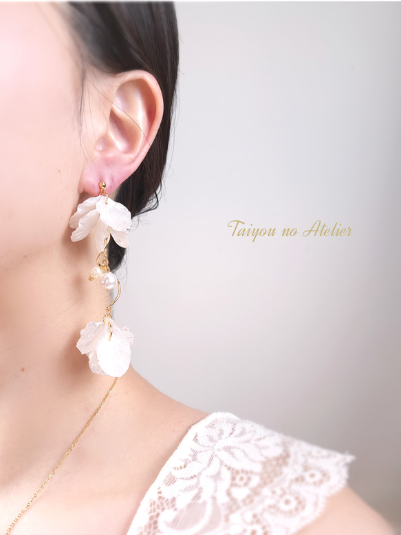ウエディング・特別なシーンに〉螺旋◇シェルパールと華やか花びら