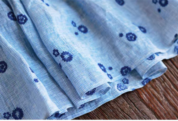 リネンの刺繡生地　ディアートロングワンピース　ポケット付き【春夏】グレイッシュブルー 9枚目の画像