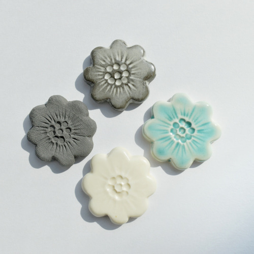 陶器のアクセサリー アネモネ ヘアゴム/ブローチ/ポニーフック/帯留め