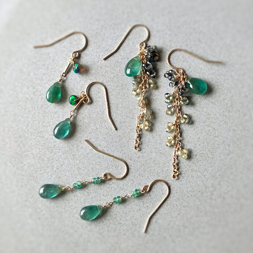 天然石＊春色新作2023＊1点のみ＊エメラルドとブラックオパールの  