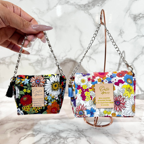 チェーン付きバッグチャーム❤️ポケットティッシュサイズ/ナプキン