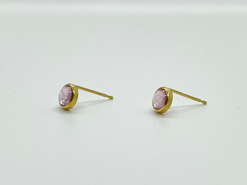 K18ピンクトルマリンピアス