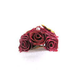 指先を彩る薔薇と蝶のリング(レッド) 3枚目の画像