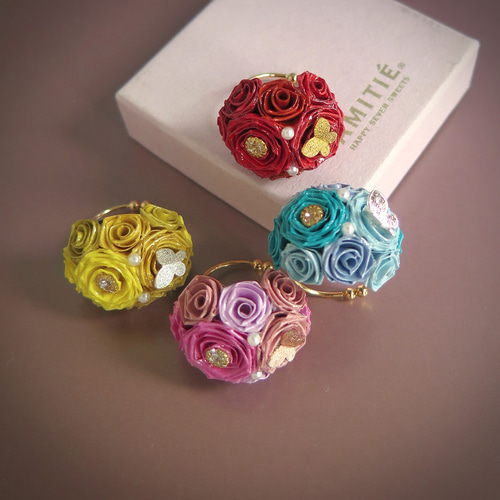 指先を彩る薔薇と蝶のリング(レッド) 指輪・リング Butterfly Rose 