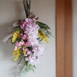 八重桜 桃花 ミモザのスワッグ ❁ お花見 誕生日 母の日 アートフラワー Creema限定 9枚目の画像