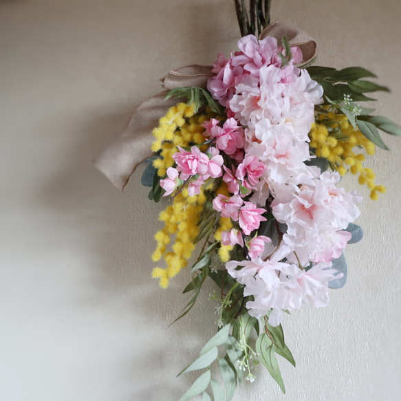 八重桜 桃花 ミモザのスワッグ ❁ お花見 誕生日 母の日 アートフラワー Creema限定 2枚目の画像