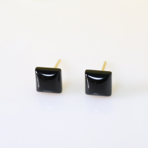 14KGF オニキス 6mm スクエア 一粒 ピアス ピアス（スタッド・一粒 