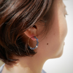 Sapphire Hoop Earrings – サファイア – 6枚目の画像