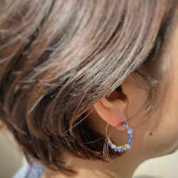 Sapphire Hoop Earrings – サファイア – 3枚目の画像