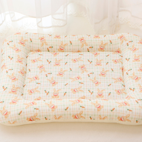 うさぎちゃんのふわふわベッド : :にんじんうさぎ クッション・ベッド