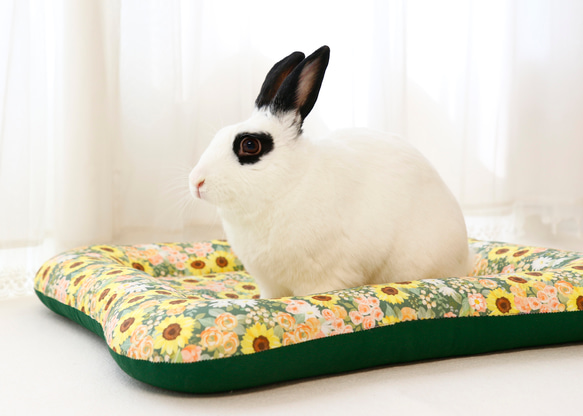うさぎちゃんのふわふわベッド : ヒマワリ クッション・ベッド
