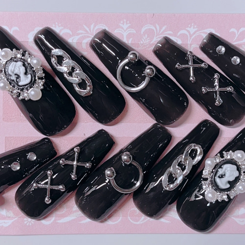ネイルチップ 水色 黒 地雷 サブカル 量産型 推しカラー ロングポイント ネイルチップ 水色 黒 地雷 サブカル 量産型 推しカラー ロング