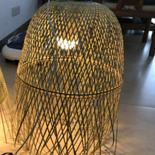 竹編みの提灯の純粋な手作り田園のレストランフリンジ照明器具竹