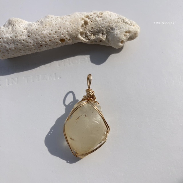 【14kgf】リビアングラス　＊魂の旅の案内人＊