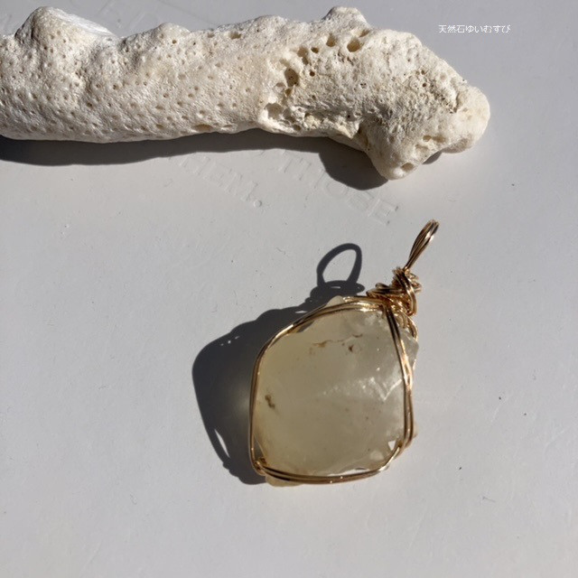 【14kgf】リビアングラス　＊魂の旅の案内人＊