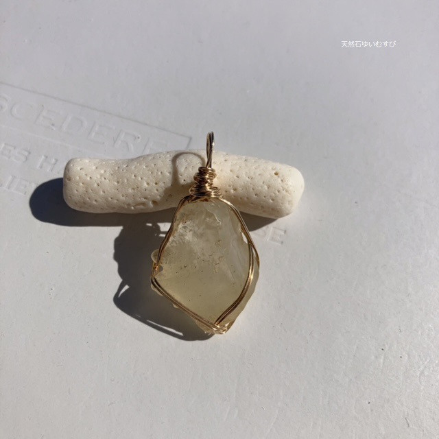 【14kgf】リビアングラス　＊魂の旅の案内人＊