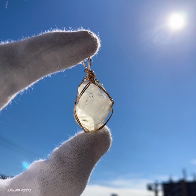 【14kgf】リビアングラス　＊魂の旅の案内人＊