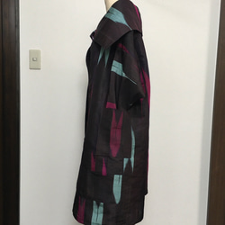 一点ものハンドメイド正絹着物リメイク/春から秋へのスタイリッシュ広襟コート 4枚目の画像