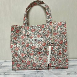 Chika*〈 リバティ 〉ラミネート・ミニ紙袋型トートバッグ他 crystal様専用〈 リバティ 〉ラミネート・ミニ紙袋型トート