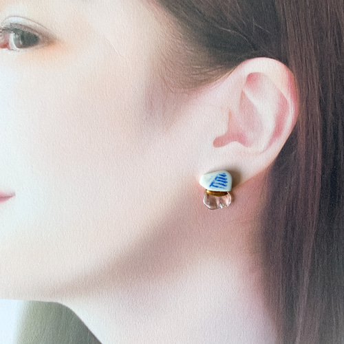 1点もの 左右柄の異なる シー陶器 水晶 金継ぎ ピアス イヤリング 